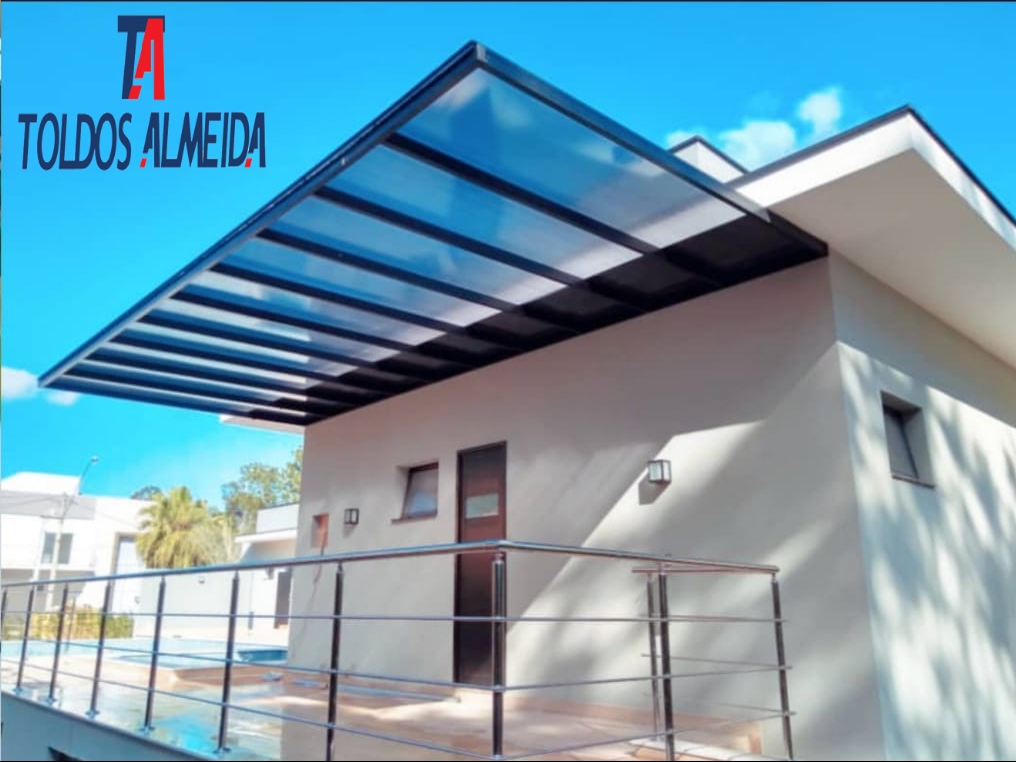 Toldos de Policarbonato Transparentes: Aproveite a Beleza Natural 07-2023