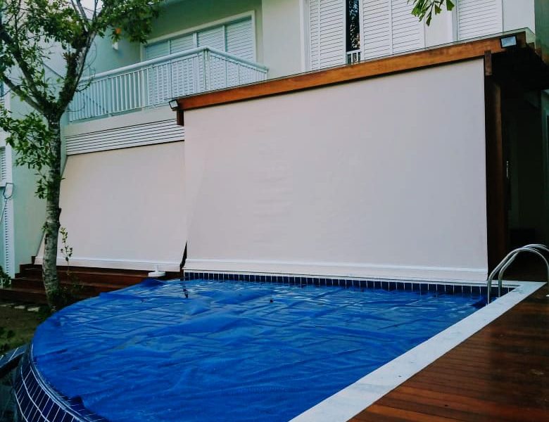 Toldos: Uma forma elegante de proteger sua família do sol