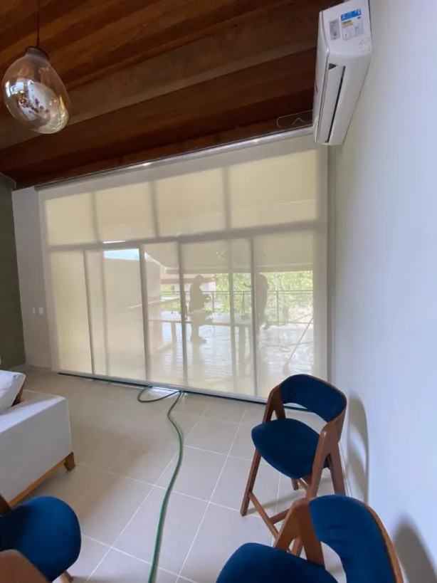 Toldo Cortina em Tela Screen com sistema automatizado (2)