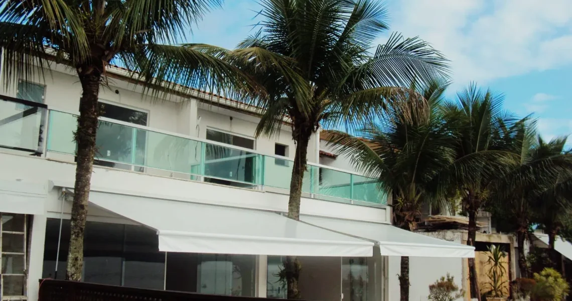 TOLDO ARTICULADO em guarujá