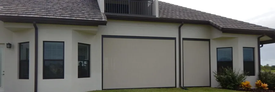 Toldo Screen motorizado para garagem 2025