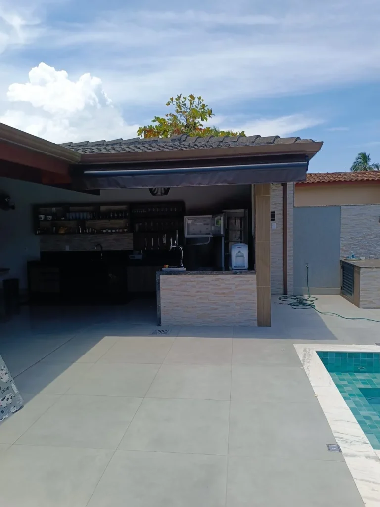 Conforto e Estilo: Transforme seu ambiente com toldos e coberturas em Boiçucanga, SP